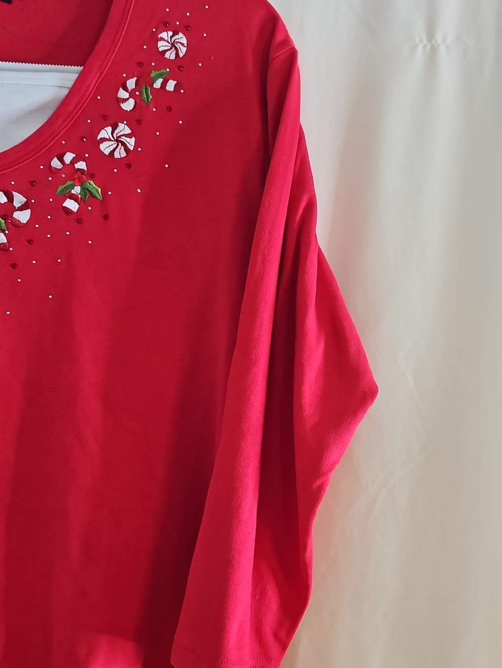 Women’s Embellished V-Neck Red Holiday Top - Picture 3 of 4
